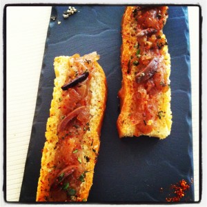 TARTINE AUX ANCHOIS