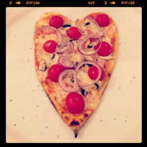 LOVE PIZZA