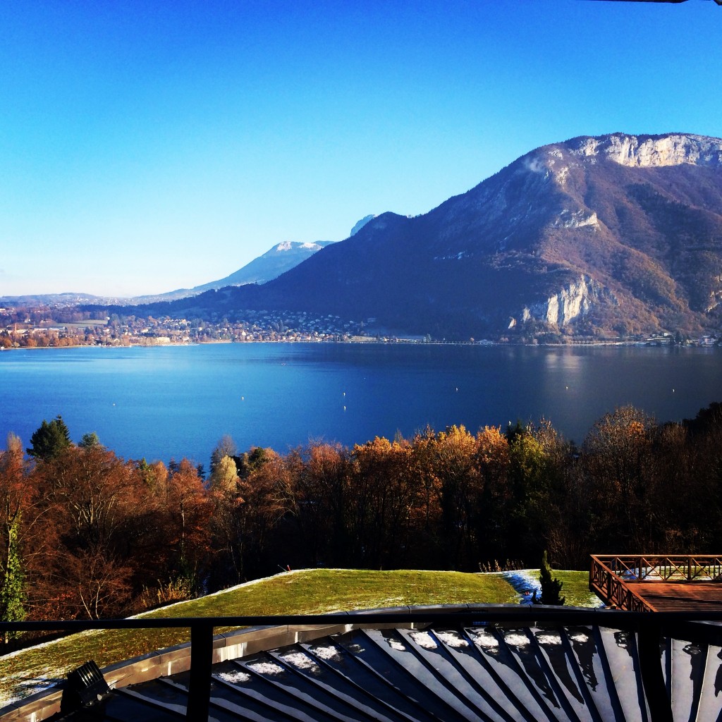 VUE SUR LE LAC AUX TRESOMS