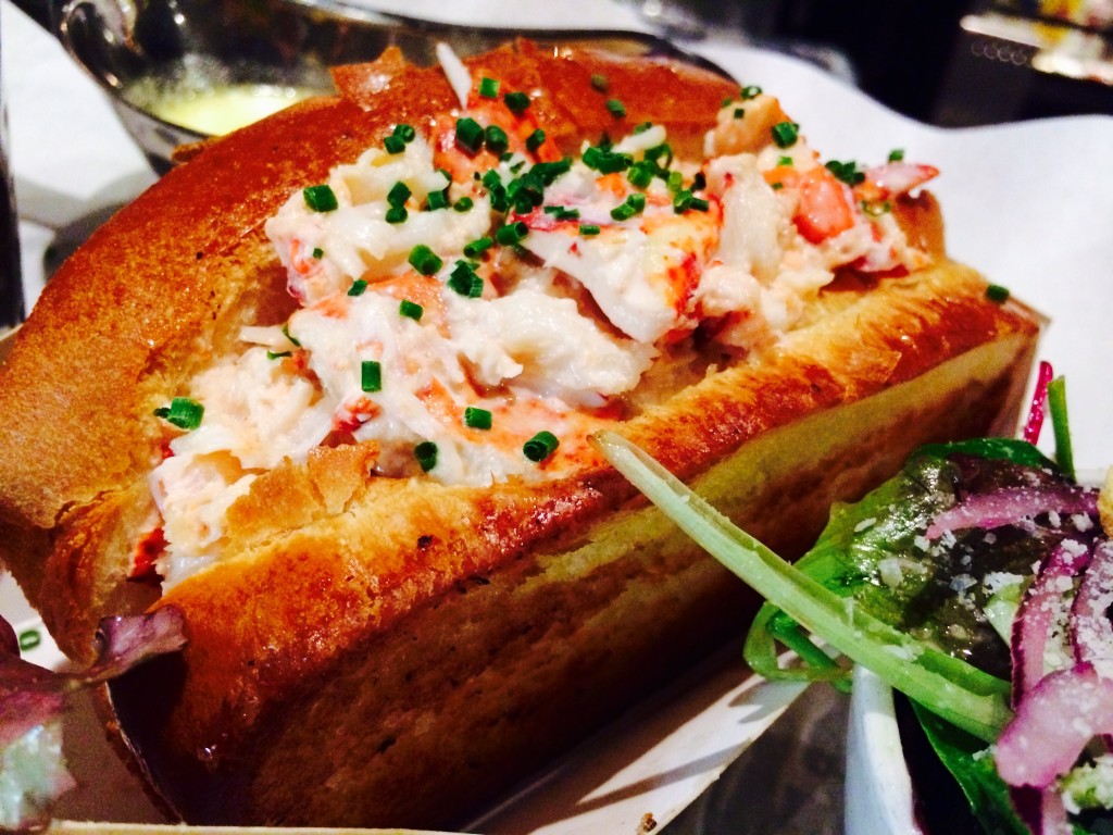 LOBSTER ROLL