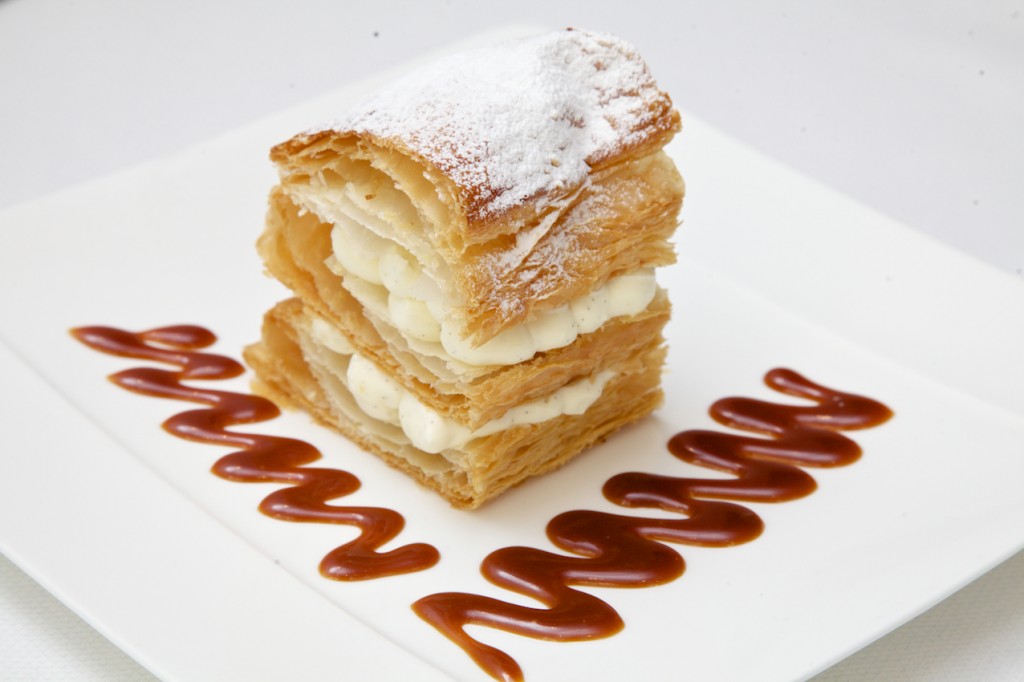 Millefeuille à la vanille et caramel au beurre salé