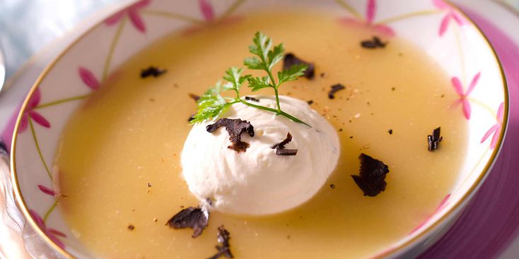 veloute-de-celeri-aux-truffes