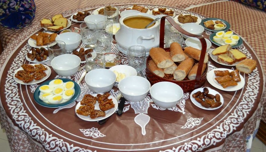 BOHEMIAN LIVING AND OTHER THINGS RAMADHANIFTAR TABLE LES